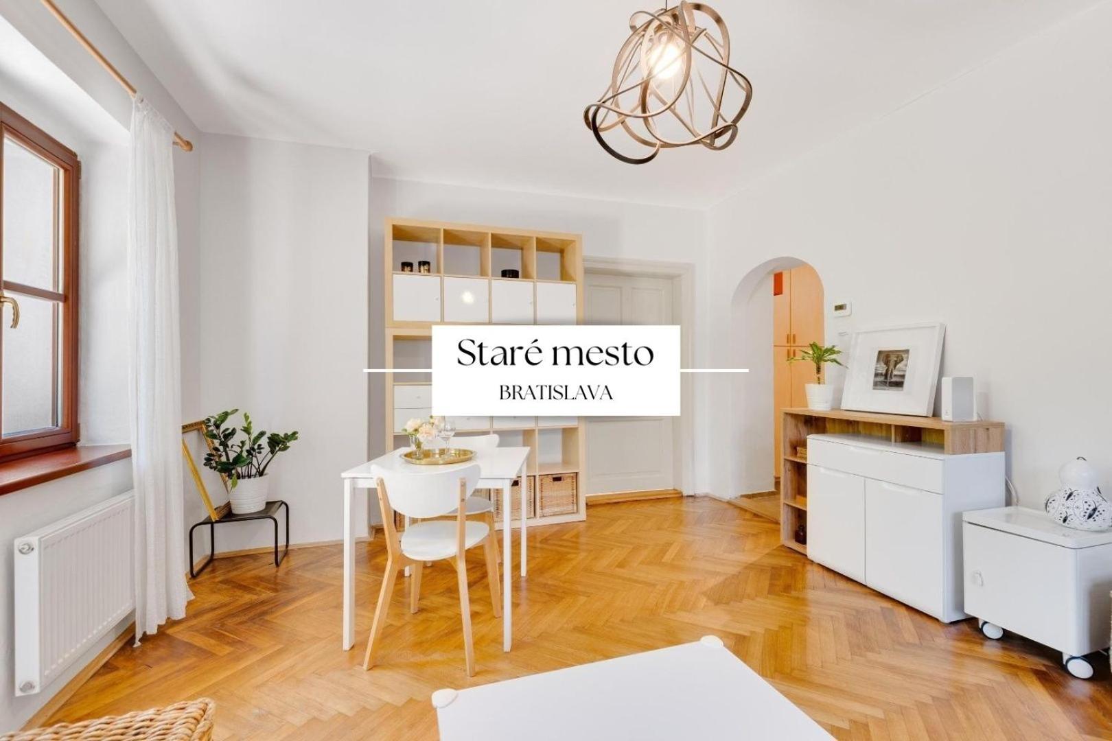Stylish Historical Apartment + Backyard Bratislava Exteriér fotografie